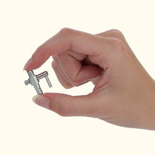 Load image into Gallery viewer, Scratch and Dent Individual Metal Air Valves - Aquarium Co - Op
