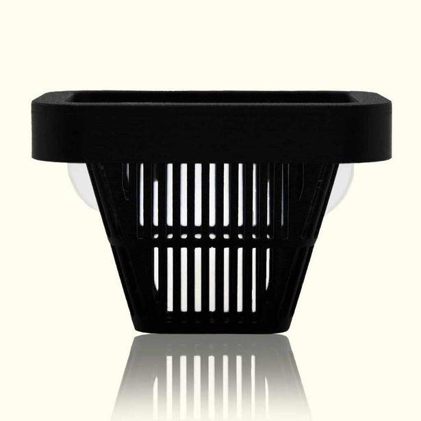 small_feedingbasket_ivory_reflection